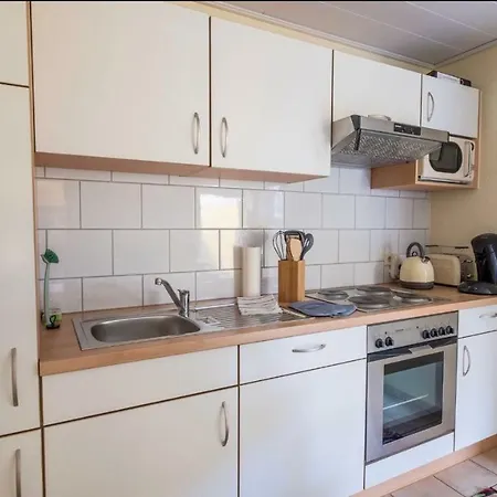 Awad's Yellow דירה *